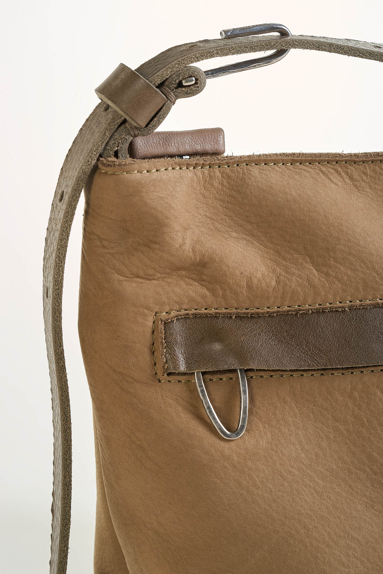 daniele basta leather and silver bags - DETAIL 2